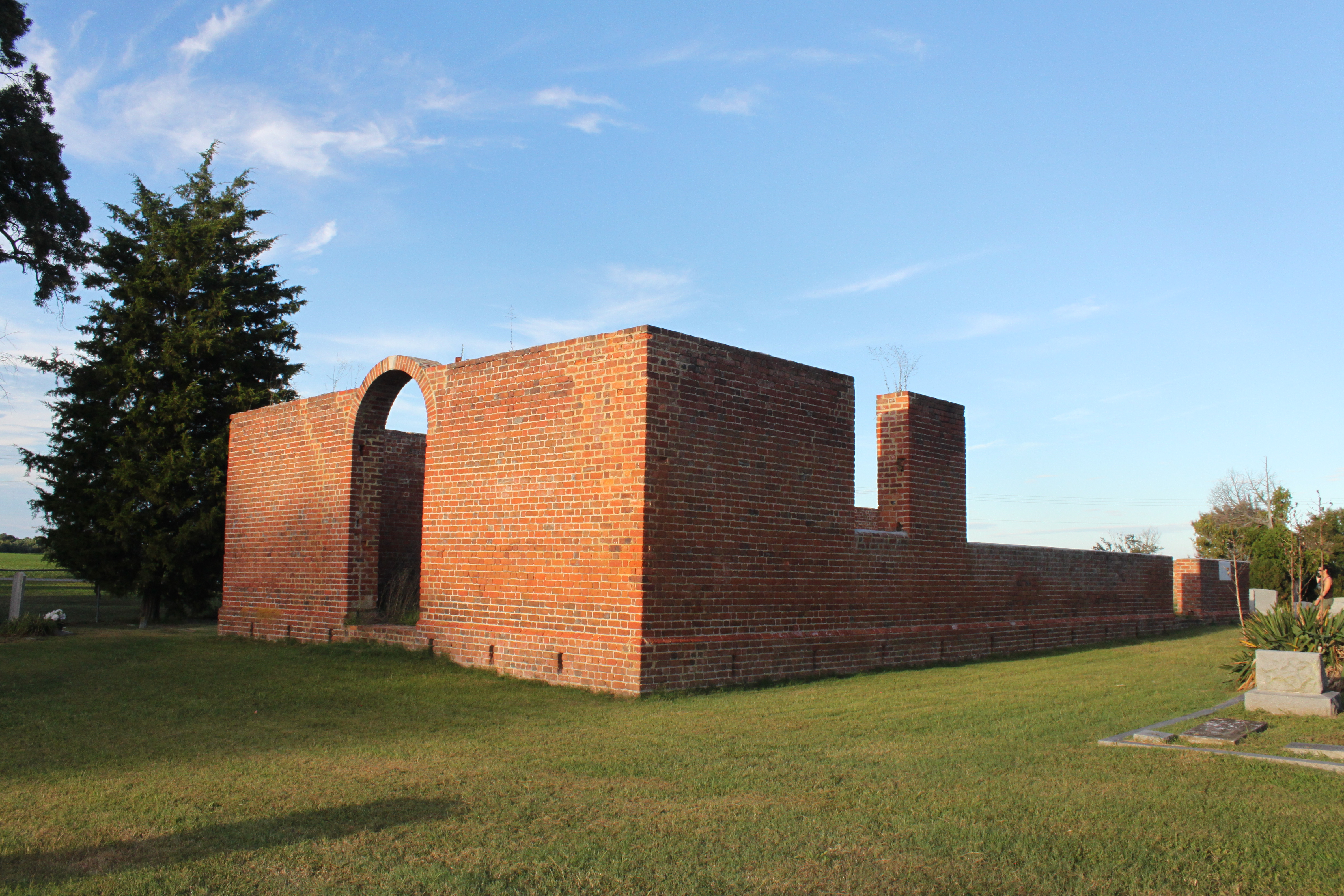 Bacons Castle, Surry County, Virginia - Colonial Ghosts