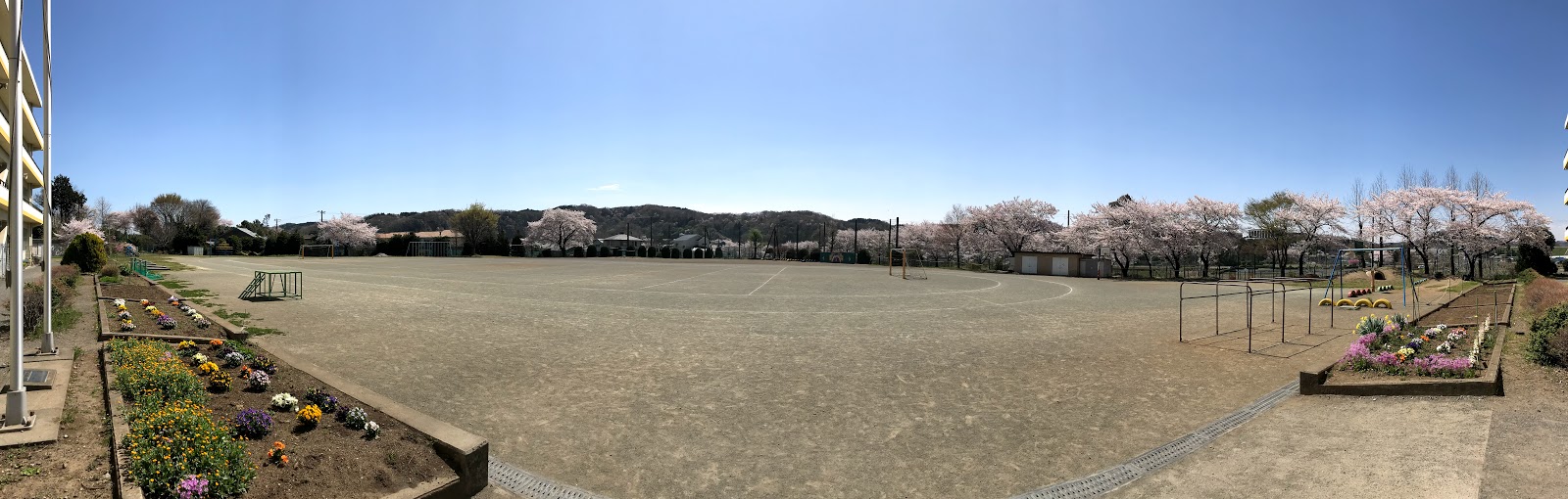 File 加治東小学校 校庭 Jpg Wikimedia Commons