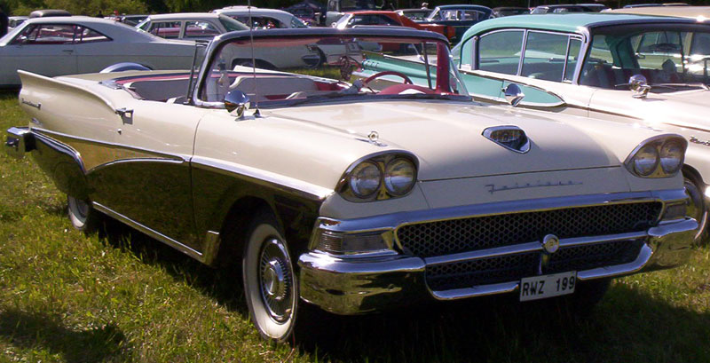 File:1958 Ford Fairlane Convertible RWZ199.jpg