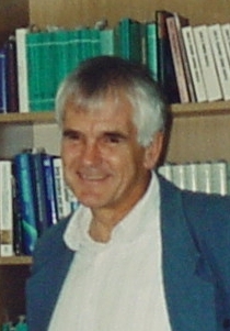 <span class="mw-page-title-main">Arno Ros</span> German philosopher (born 1942)