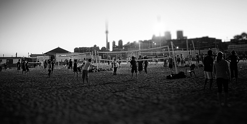 File:Beach volleyball at Polson Quay Toronto.jpg