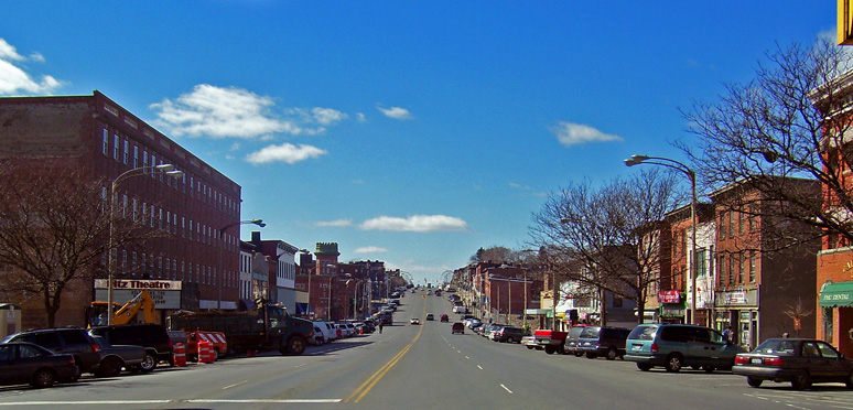 File:Broadway, Newburgh NY.jpg