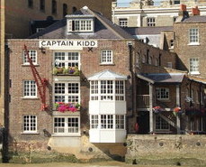 <span class="mw-page-title-main">Captain Kidd (pub)</span> Pub in Wapping, East London