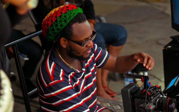 File:Clarence Peters on the set of music video in 2013 2014-04-21 13-33.jpg