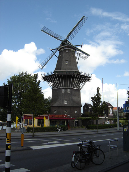 File:De gooyer windmill 01.jpg