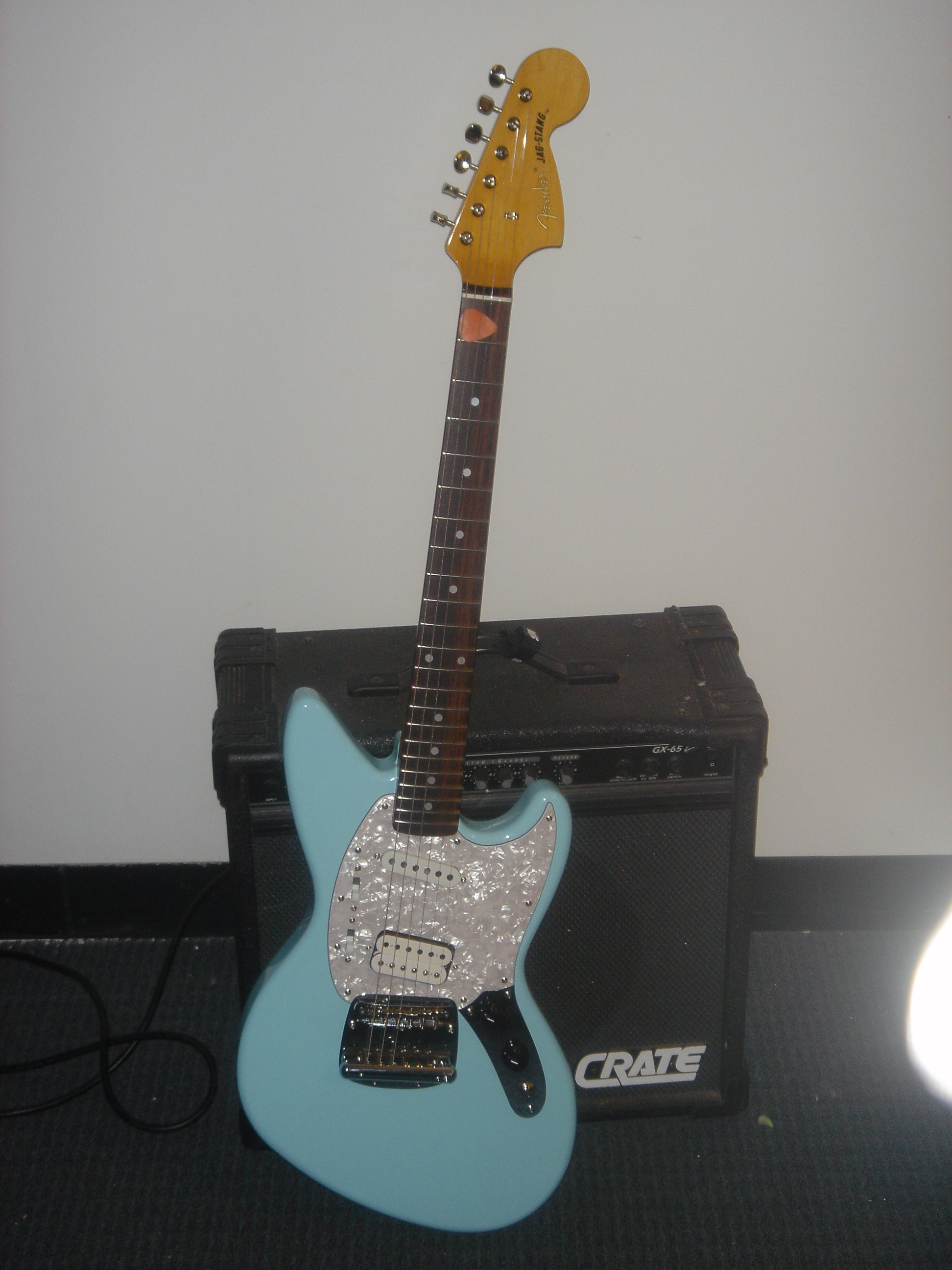 エレクトリックギター フェンダー Fender Kurt Cobain Jag-Stang SNB