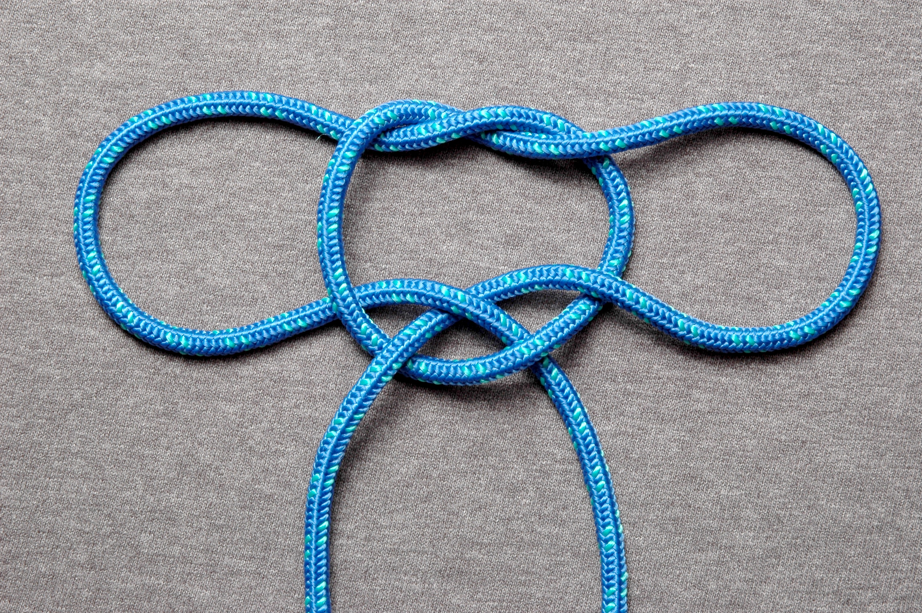 How to Tie a Handcuff Knot 
