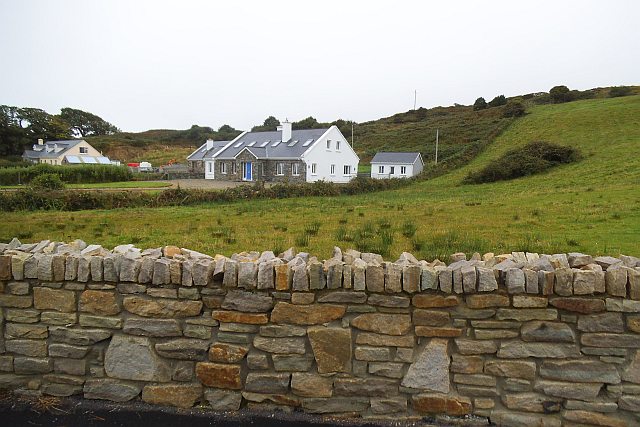 File:House alongside R341 (2) - Letterdife Townland - geograph.org.uk - 3116844.jpg