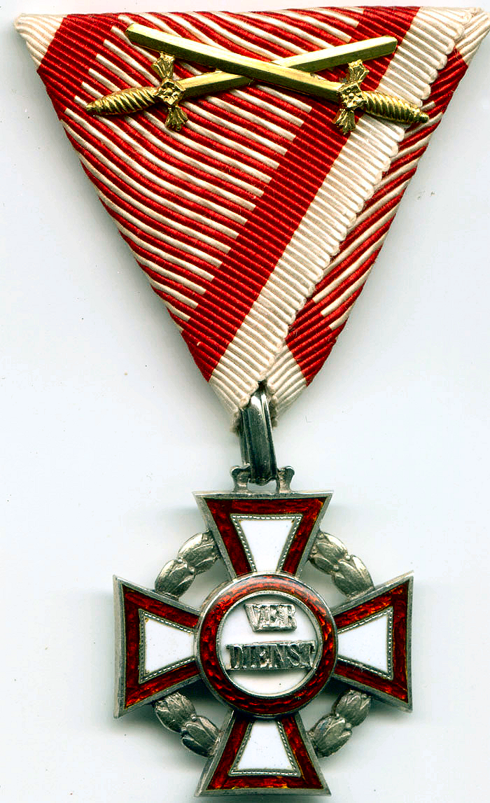 Награды: ордена, медали Ordinul_de_Merit_Militar