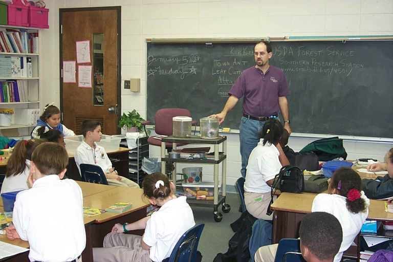 File:Phoenix Magnet School, Alexandria, Louisiana.jpg