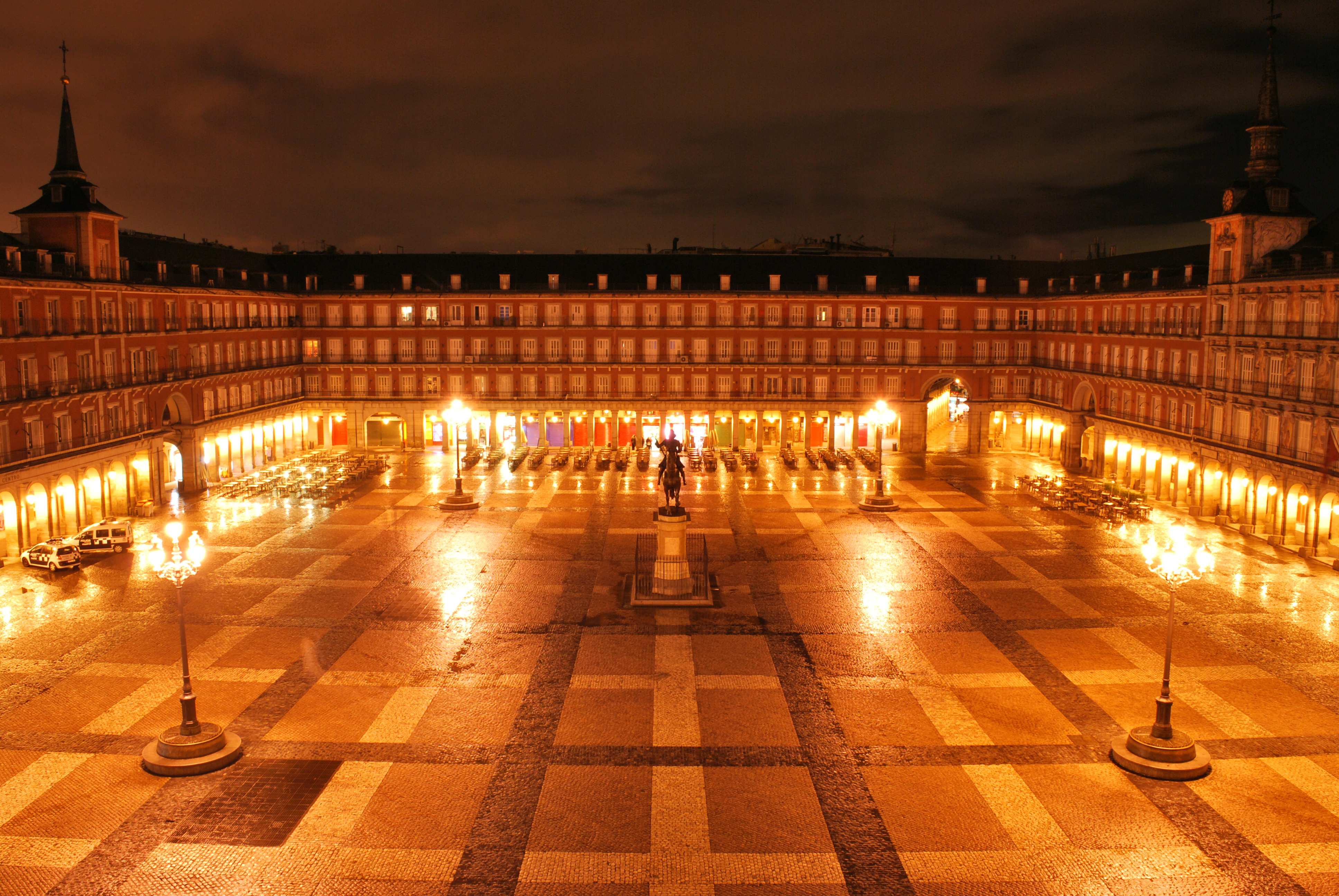 Plaza Mayor de Madrid 03.jpg