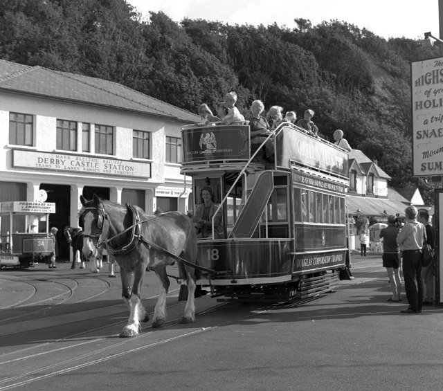 File:Ready for a top-deck ride - geograph.org.uk - 1634838.jpg