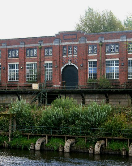 File:Remains of the Ironbridge A Power Station.jpg