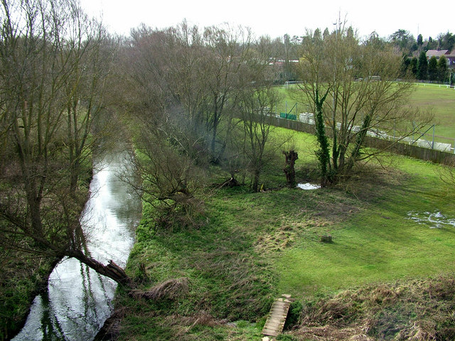 File:River under A14 road, Stowmarket west - geograph.org.uk - 1229438.jpg