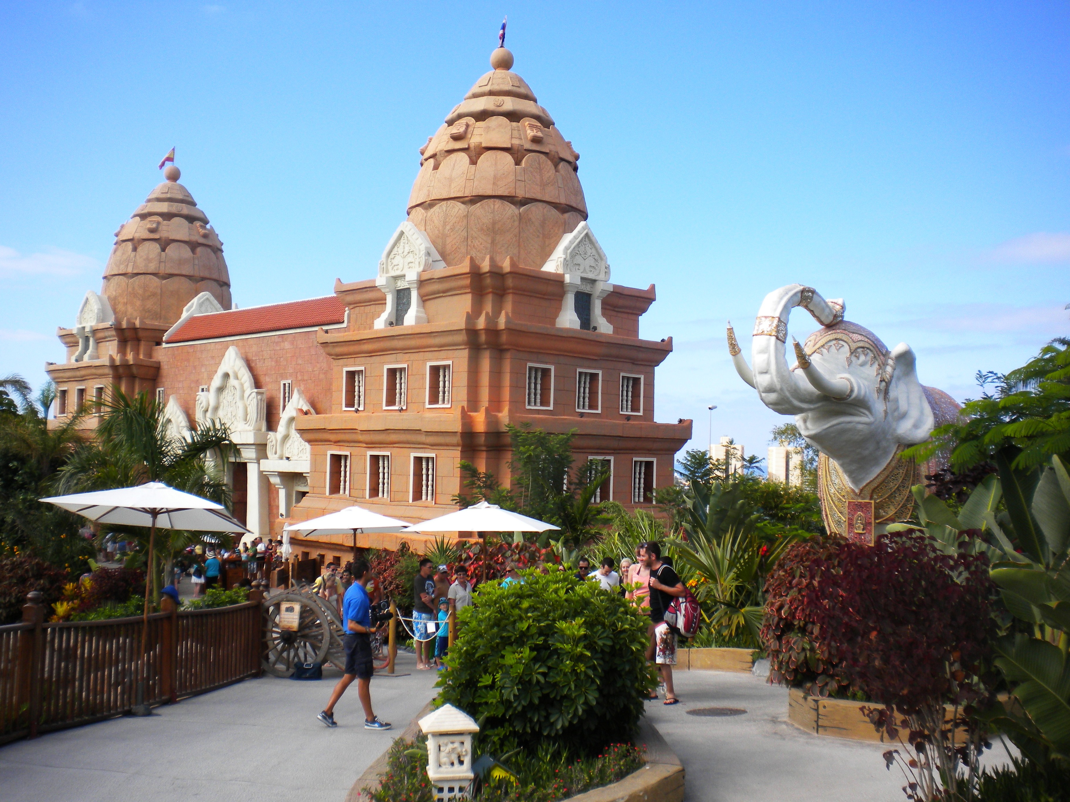 Siam. Сиам парк Бангкок. Сиам парк Тенерифе. Siam Park достопримечательности Тенерифе. Тенерифе аквапарк Сиам.