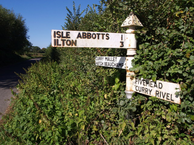 File:Signpost near Two Bridges - geograph.org.uk - 557081.jpg