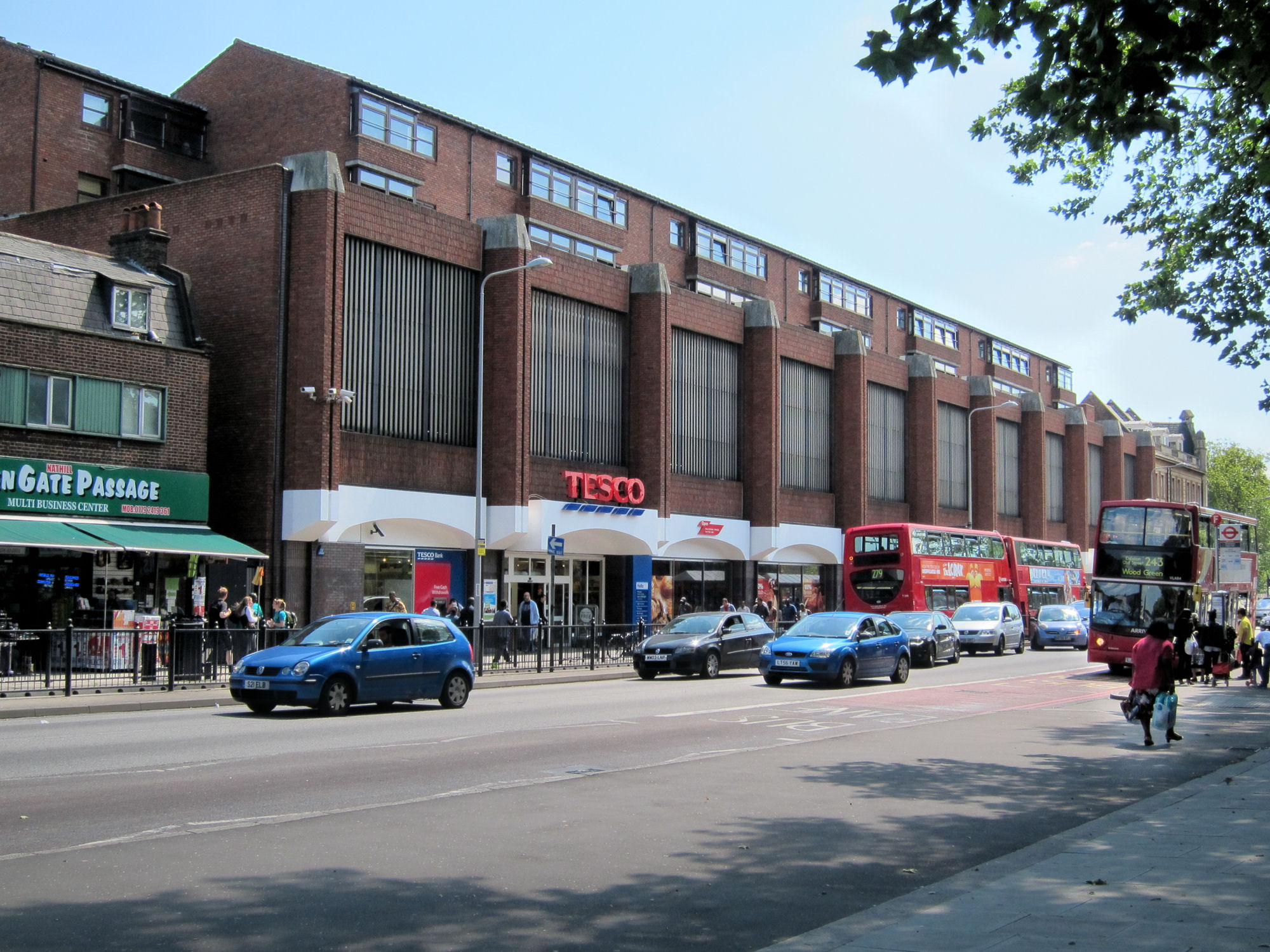 clarks factory shop london seven sisters road