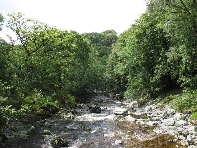 File:The River Mawddach downstream of the Tyddyn-mawr footbridge - geograph.org.uk - 492961.jpg