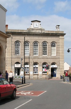 <span class="mw-page-title-main">Wellington Town Hall, Somerset</span> Municipal building in Wellington, Somerset, England