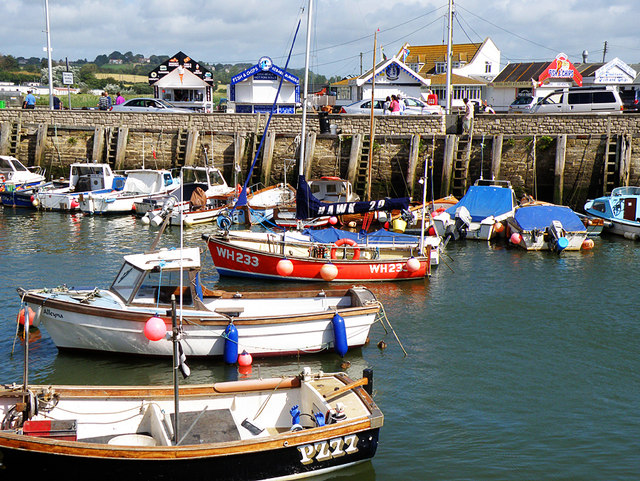 File:West Bay Harbour - geograph.org.uk - 907993.jpg