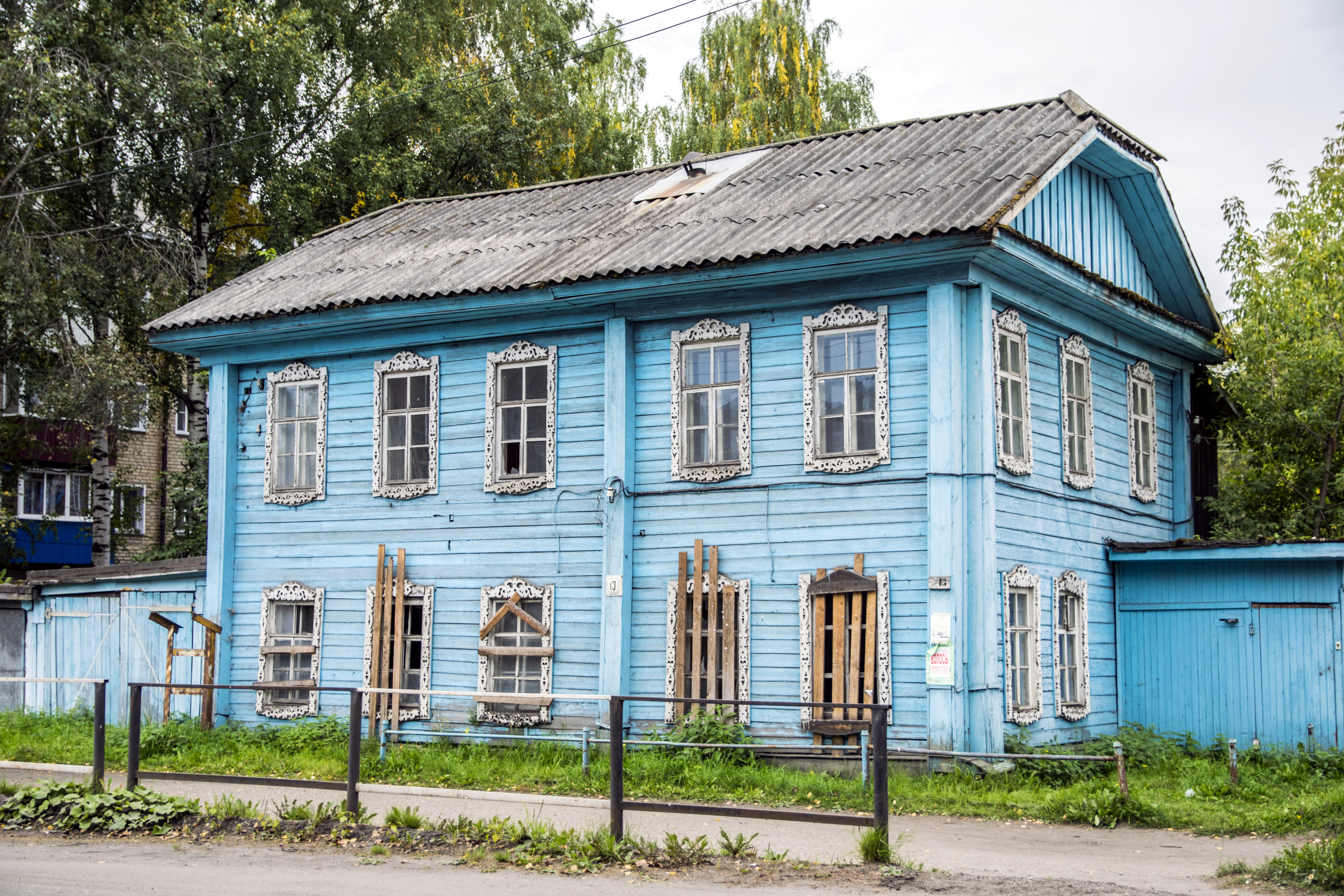 Барахолка кирс верхнекамский. Кирс Кировская область. Церковь в Кирсе Кировской области. Остров Кирс Верхнекамский район. Церковь Кирс Верхнекамский район.