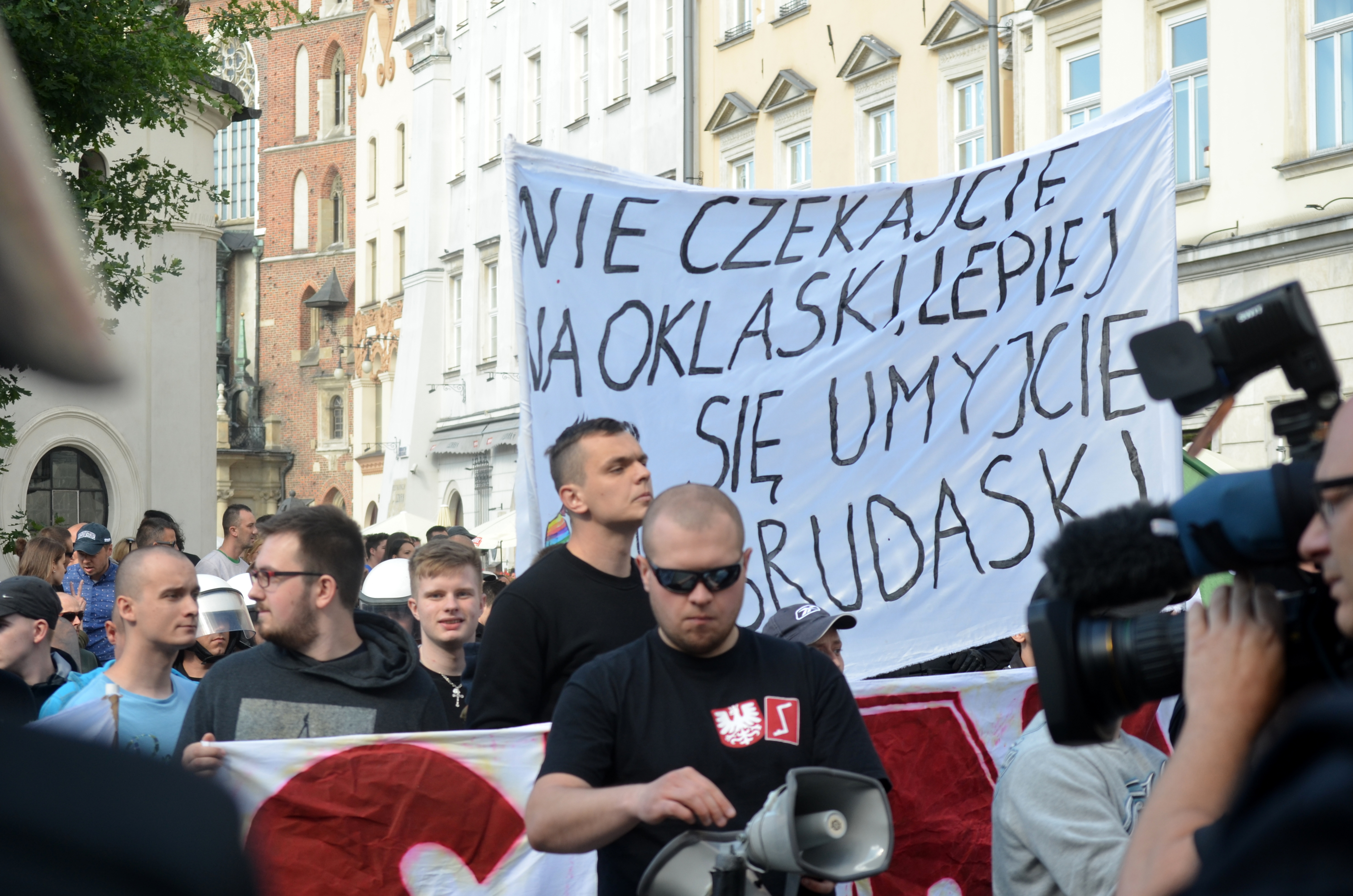 File:02018 0302 Nationalist anti-gay protesters (ONR, MW) during the  Equality March in Kraków.jpg - Wikimedia Commons