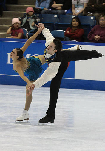 File:2009 Canadian Championships Pairs Pisotta-Stewart02.jpg