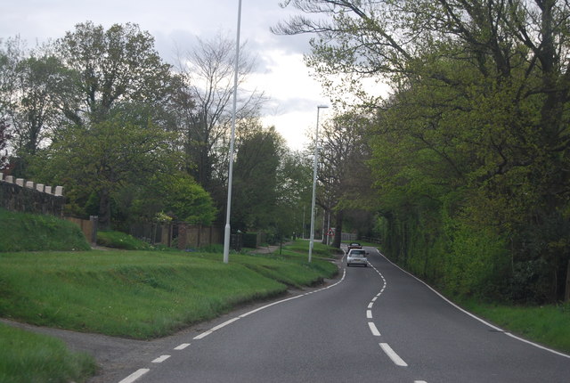 File:A264 in the outskirts of East Grinstead - geograph.org.uk - 2945008.jpg