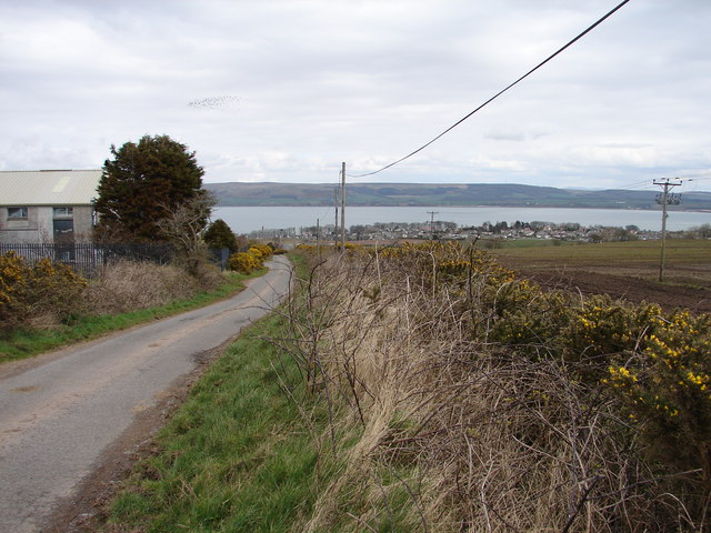 File:Auchneel Filter Station - geograph.org.uk - 757998.jpg