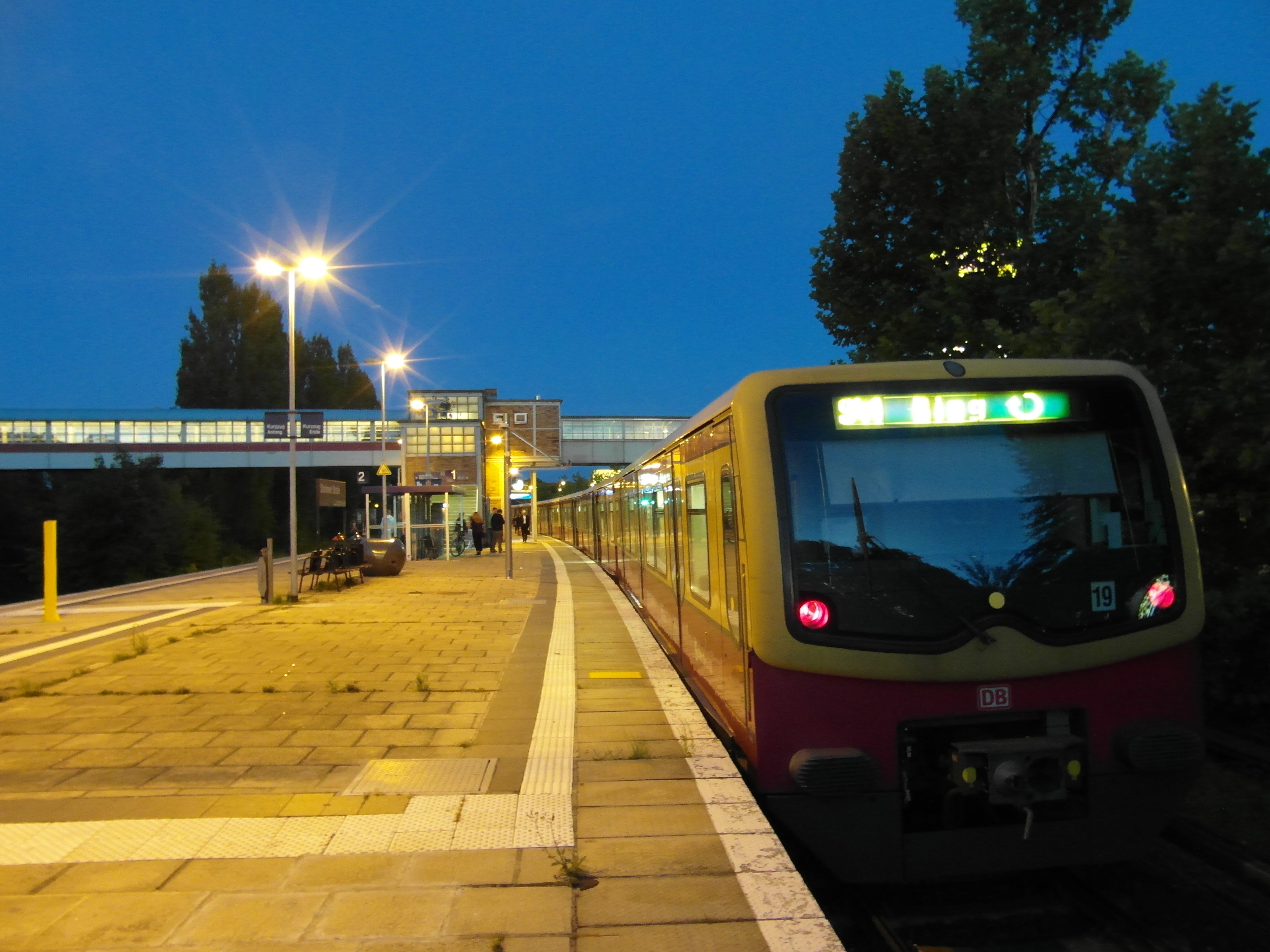 Storkower Straße stasjon