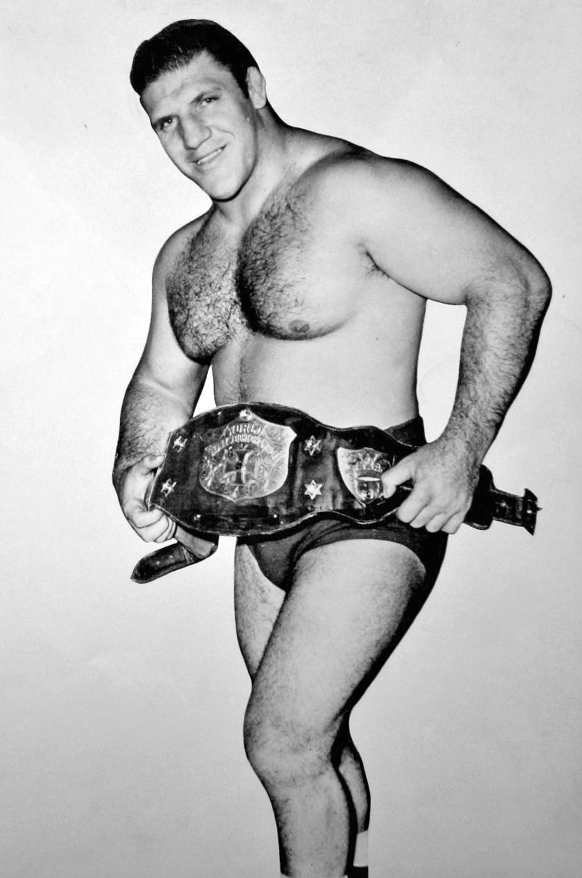 Sammartino as [[WWE Championship|WWWF World Heavyweight Champion]] in 1971