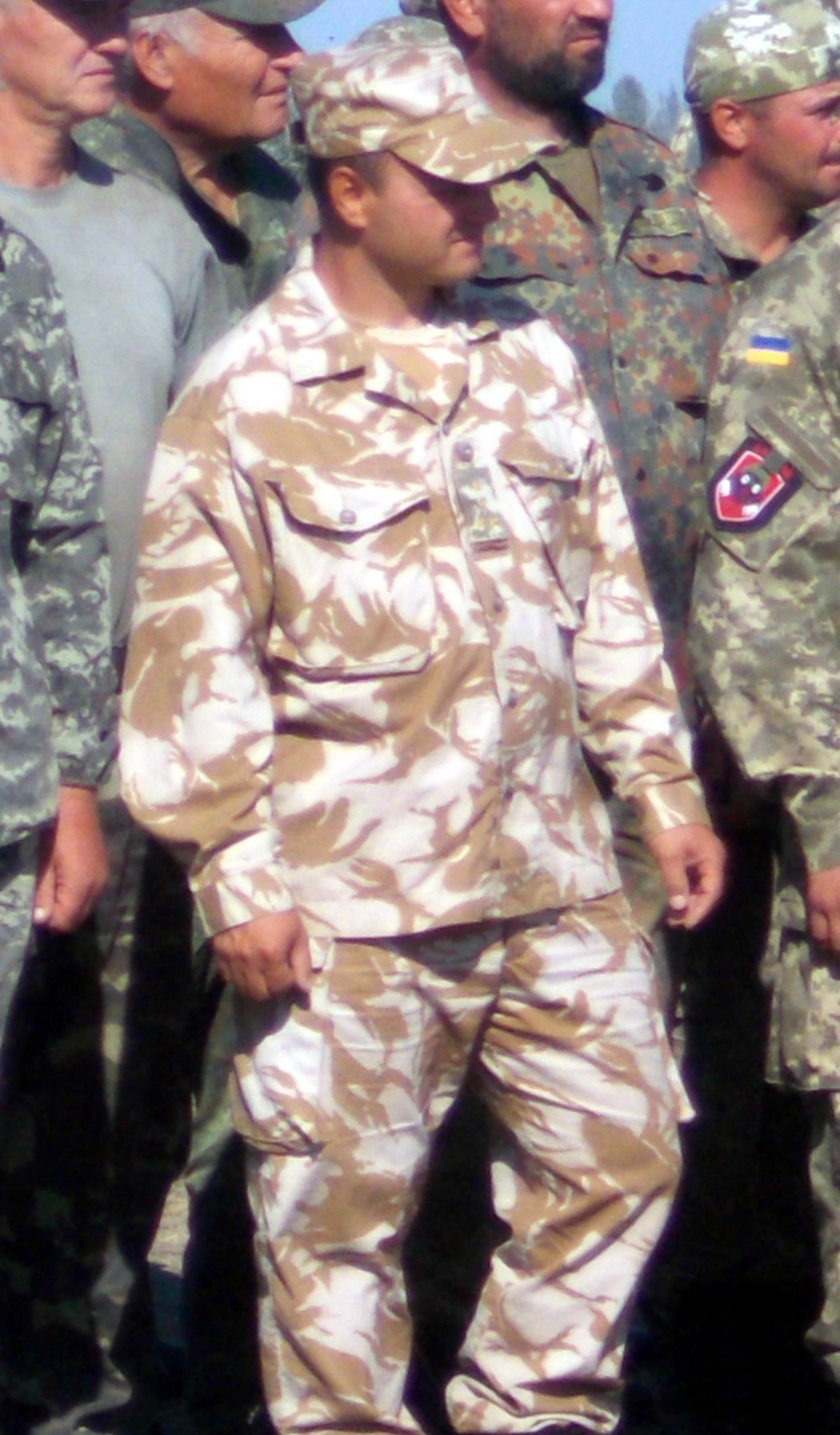 File:Camo patterns.jpg - Wikimedia Commons