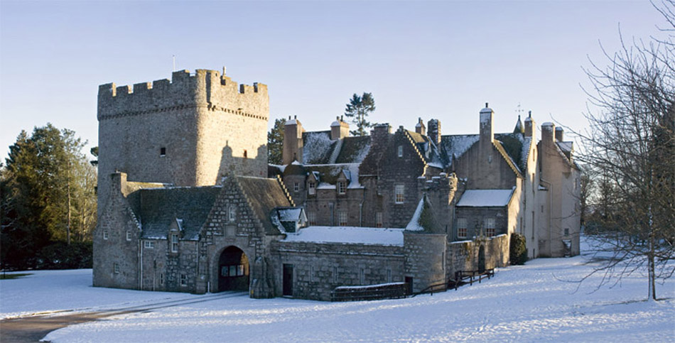 Drum castle. Замки драм и Файви - висковарня «Гленливет».