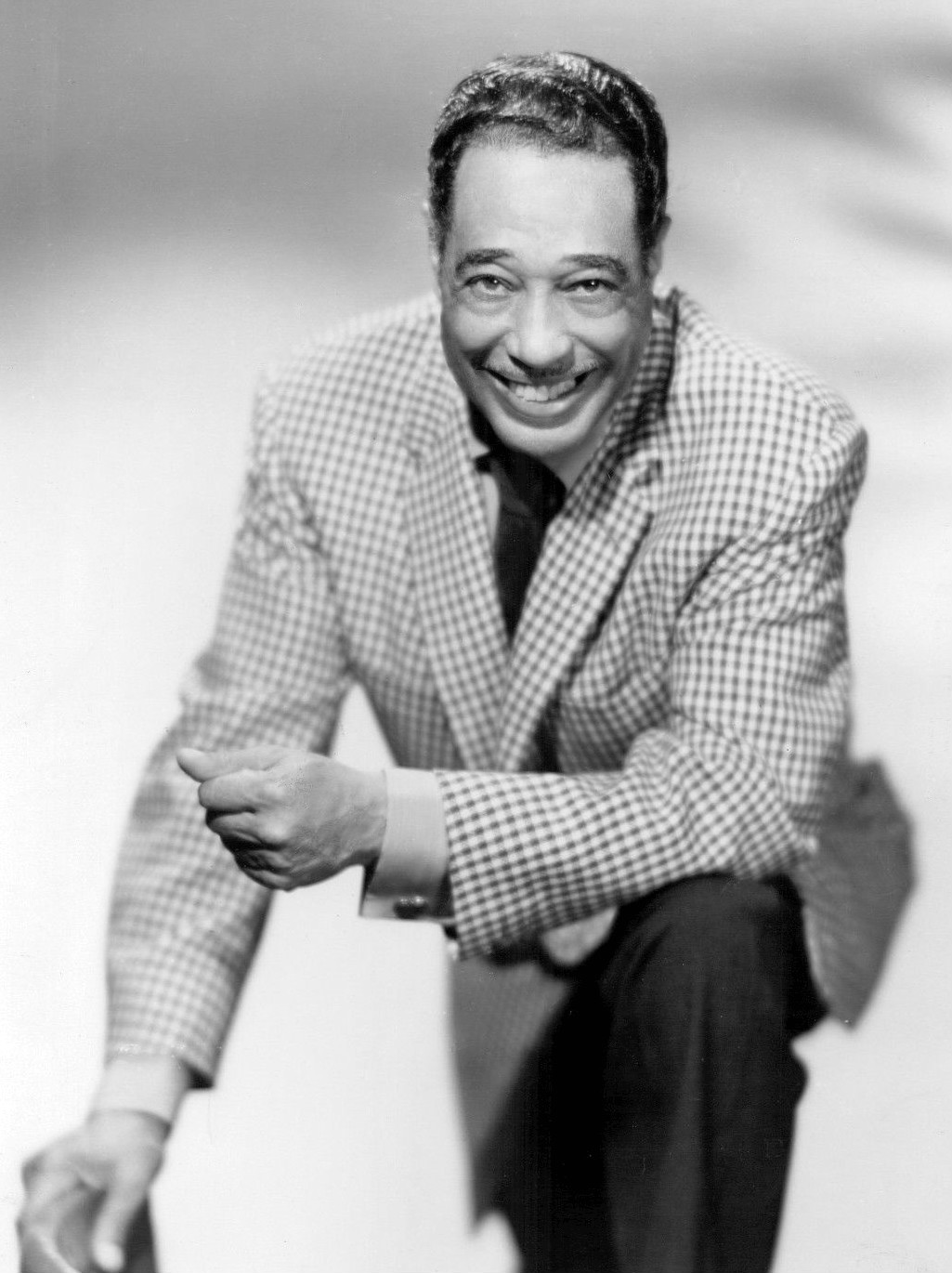 a short biography of duke ellington