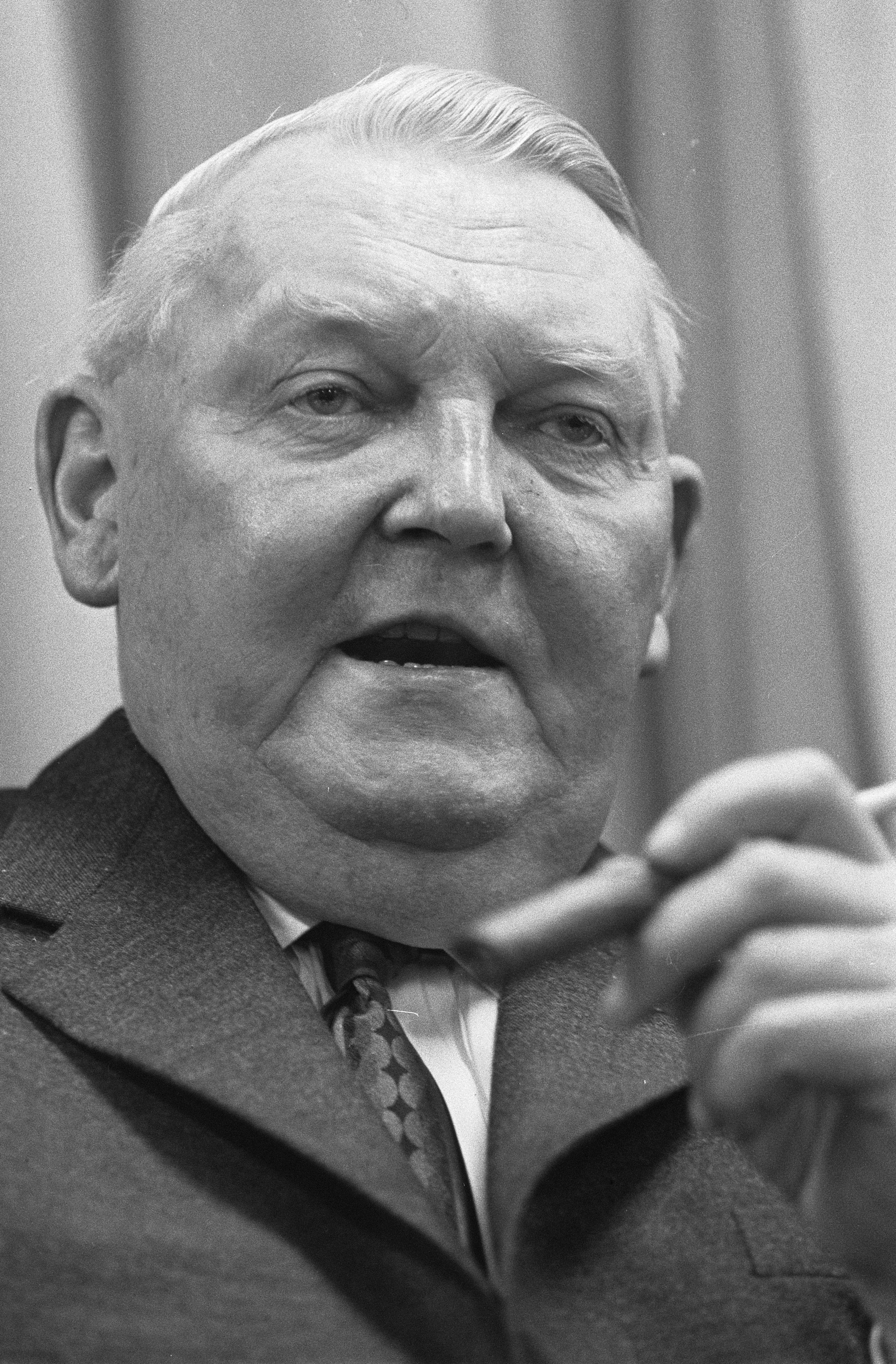 Erhard in 1964