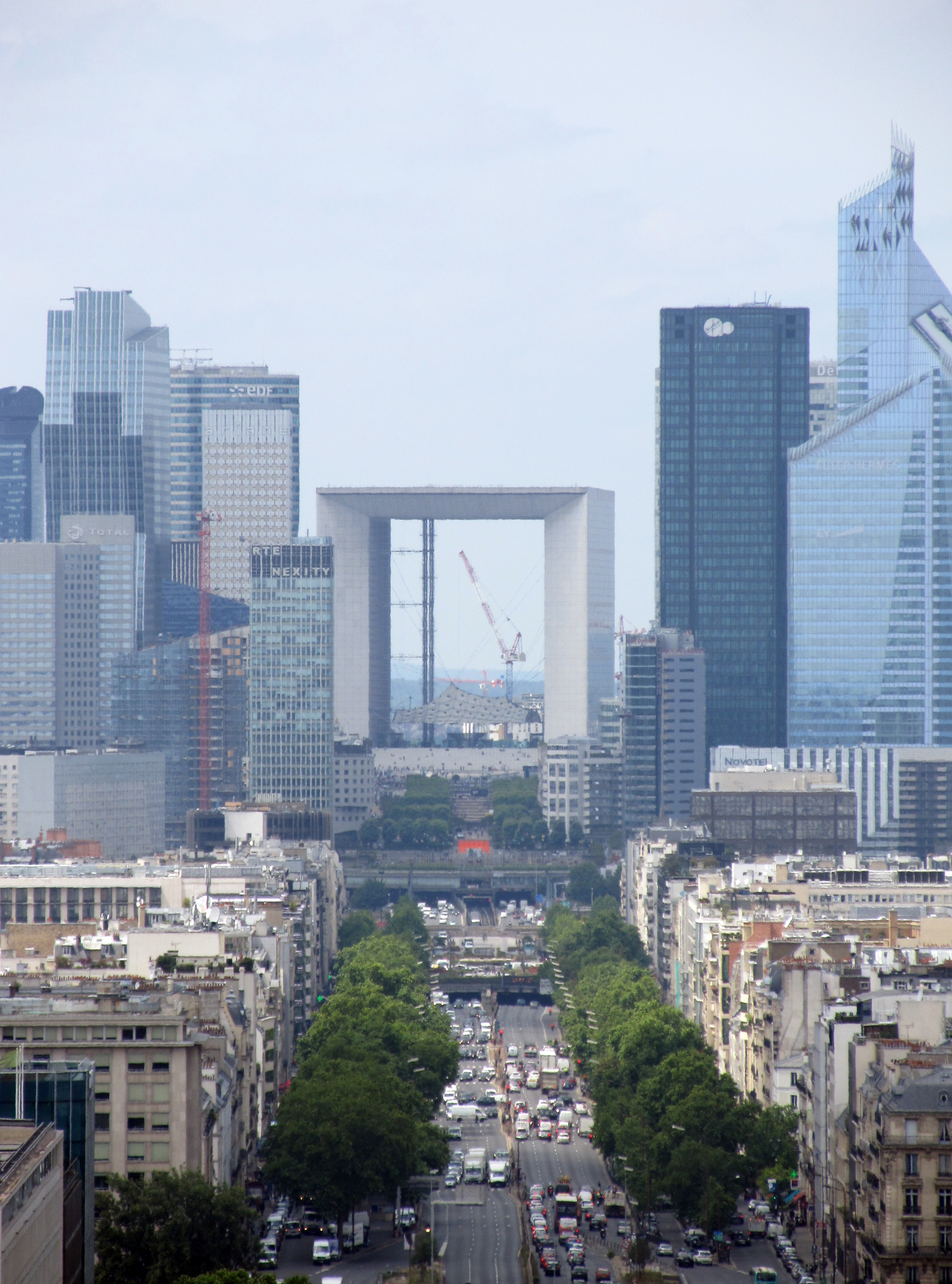 File Grande Arche from Arc de Triomphe Paris June 2014.jpg