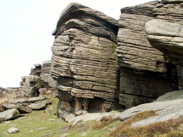 Gun Buttress Bamford Edge - geograph.org.uk - 773898