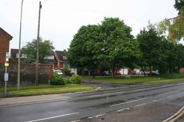 File:Home Farm - geograph.org.uk - 831271.jpg