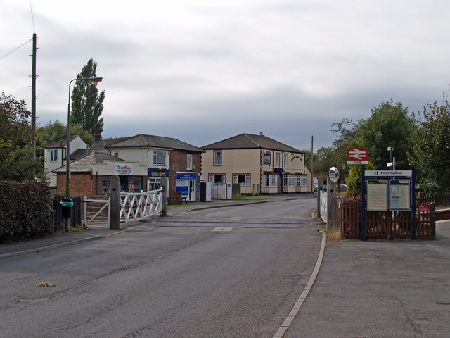 File:Howe Lane Level Crossing, Goxhill - geograph.org.uk - 564332.jpg