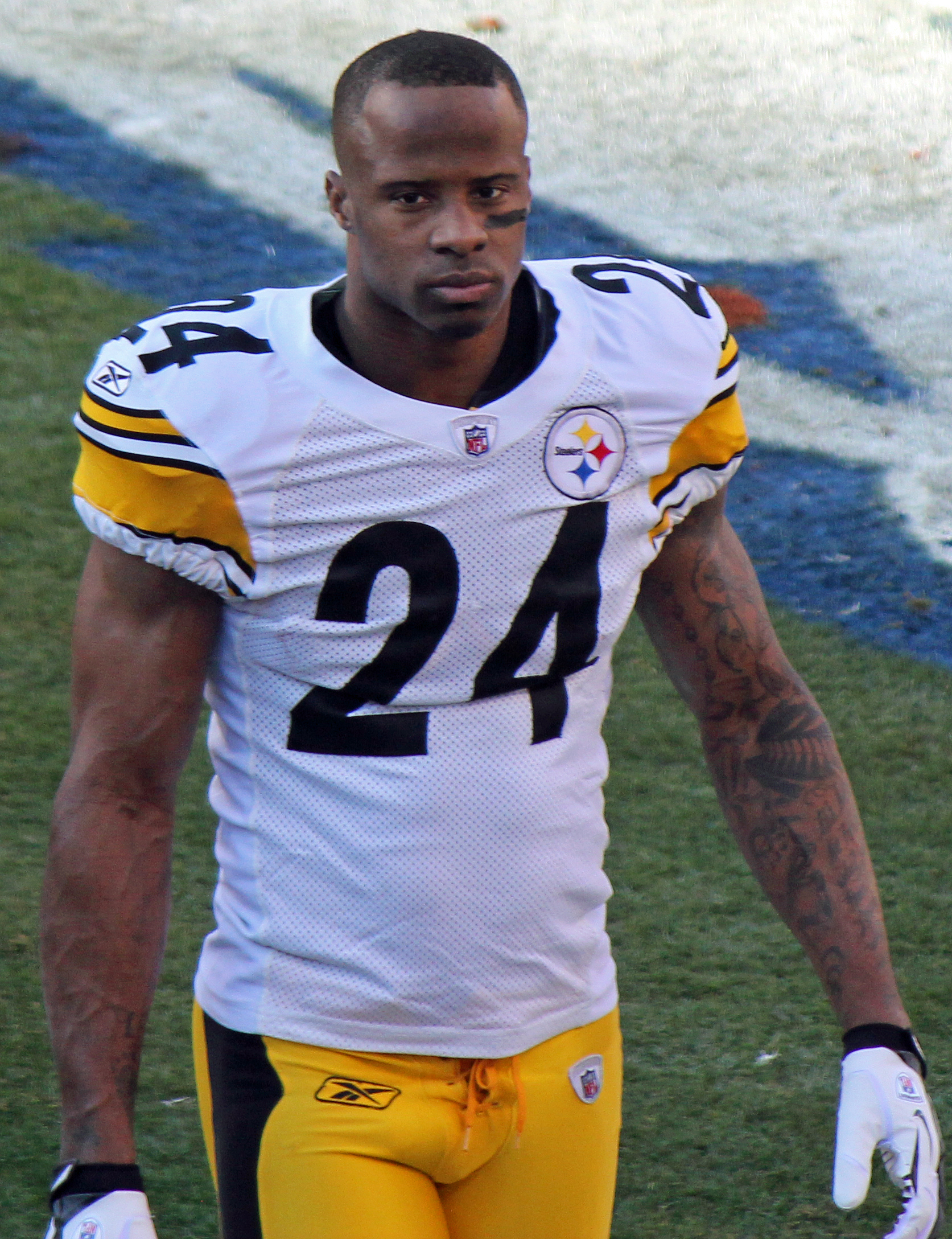 ike taylor jersey