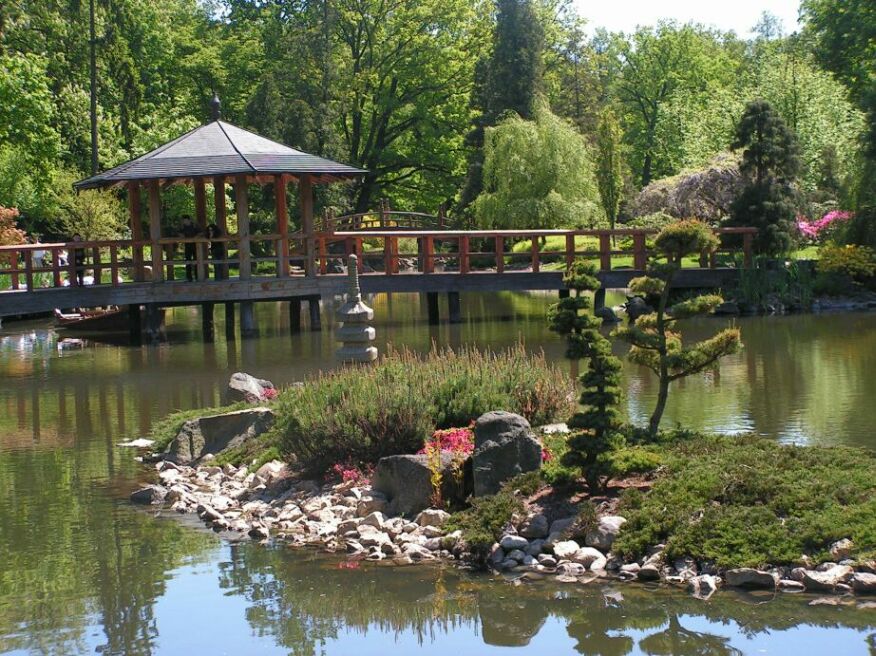 Park Japanese_garden_Wroclaw_bridge