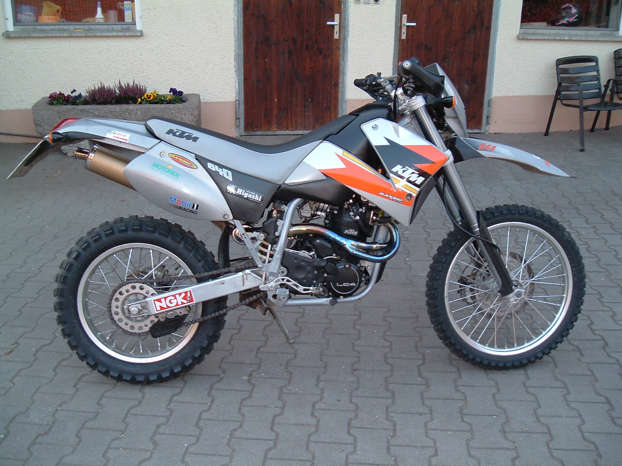 ktm 640