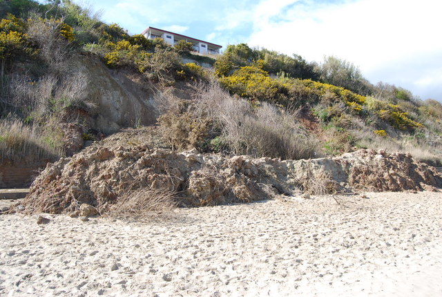 File:Landslip on the beach, New Swanage - geograph.org.uk - 766321.jpg