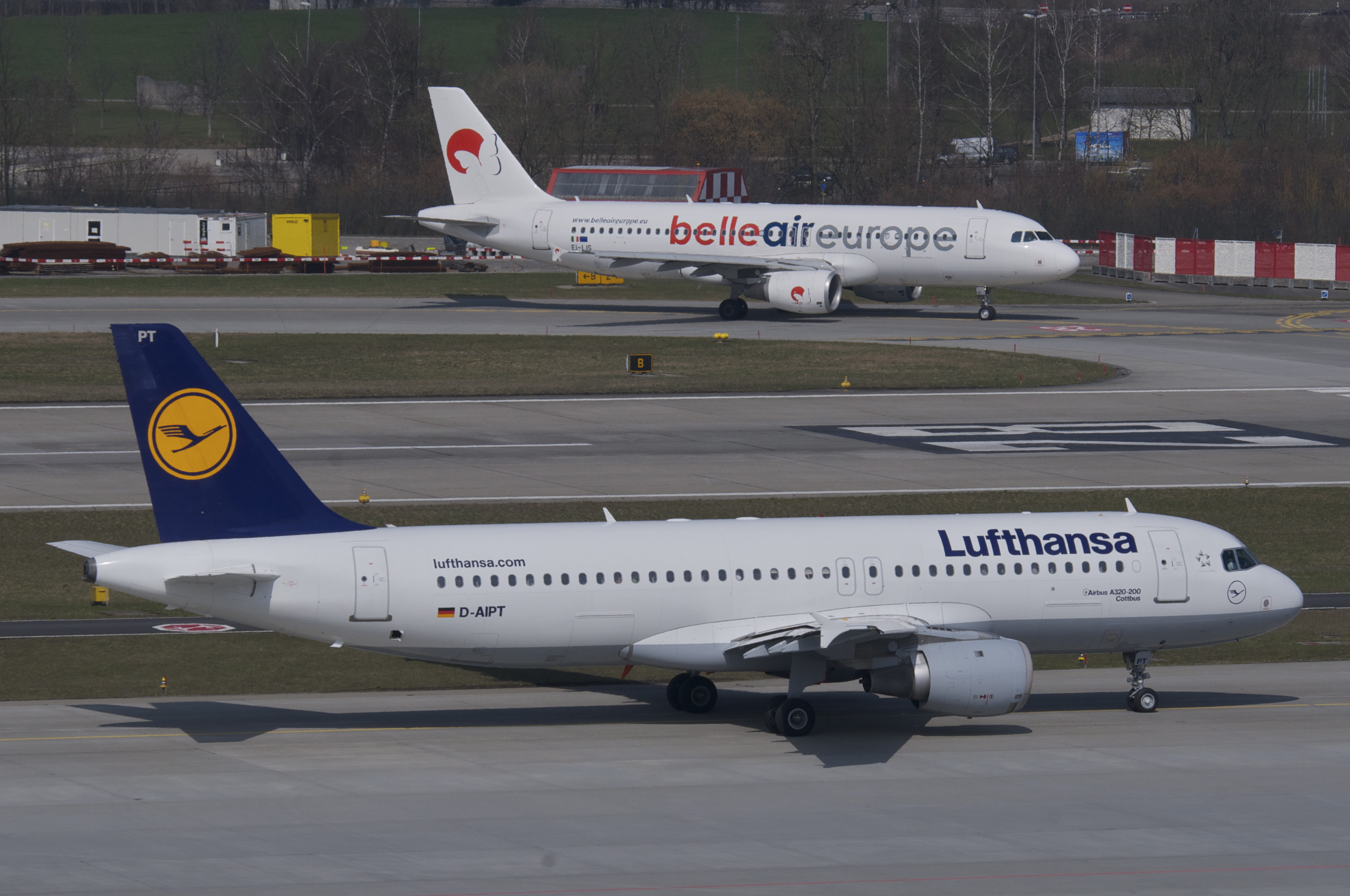 Рейсы lufthansa. Airbus 320‑211. Lufthansa lh891. Рейс Люфтганза. Lh8090 Lufthansa.
