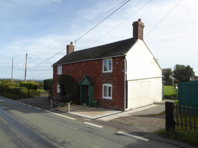 File:Pair of cottages near Longden Common - geograph.org.uk - 5935192.jpg