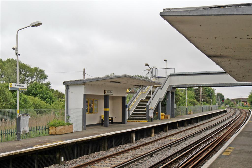 Manor Road railway station