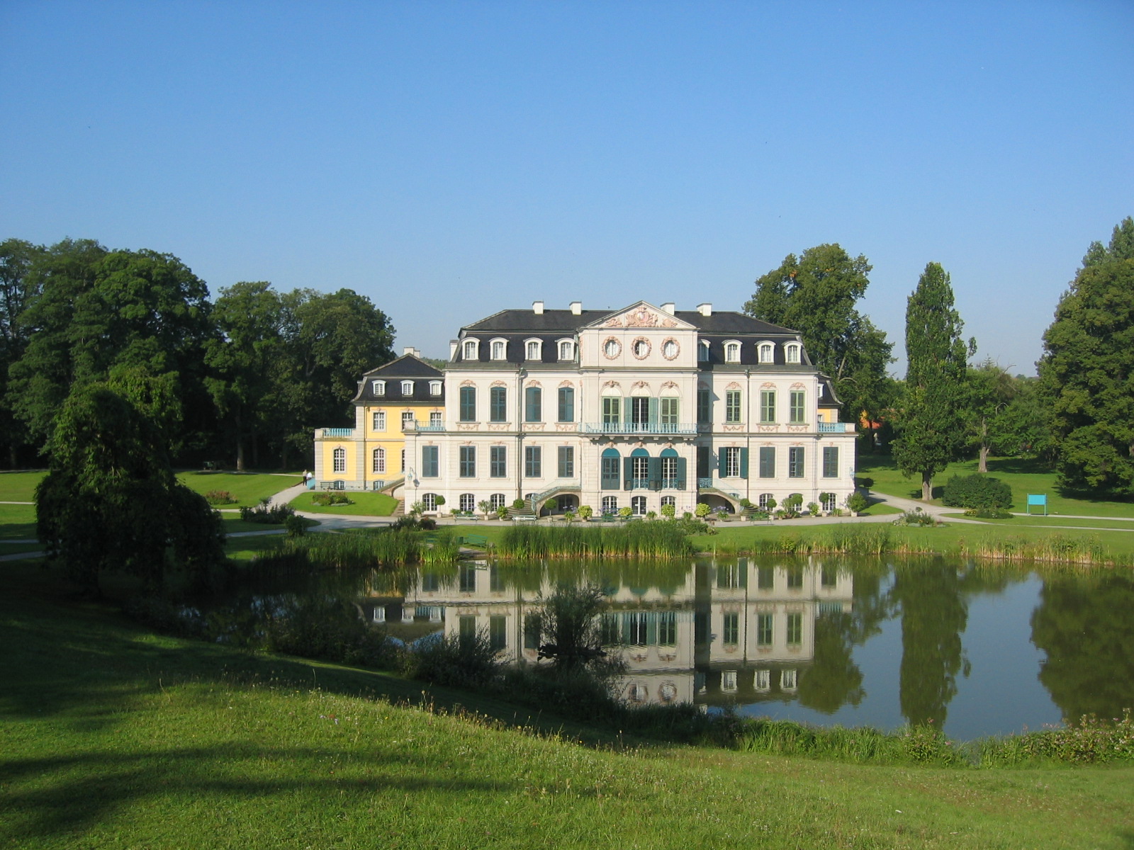 Schloss Wilhelmsthal - Park- Rückseite