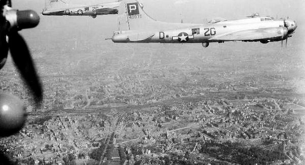 File:487bg-b17s.jpg