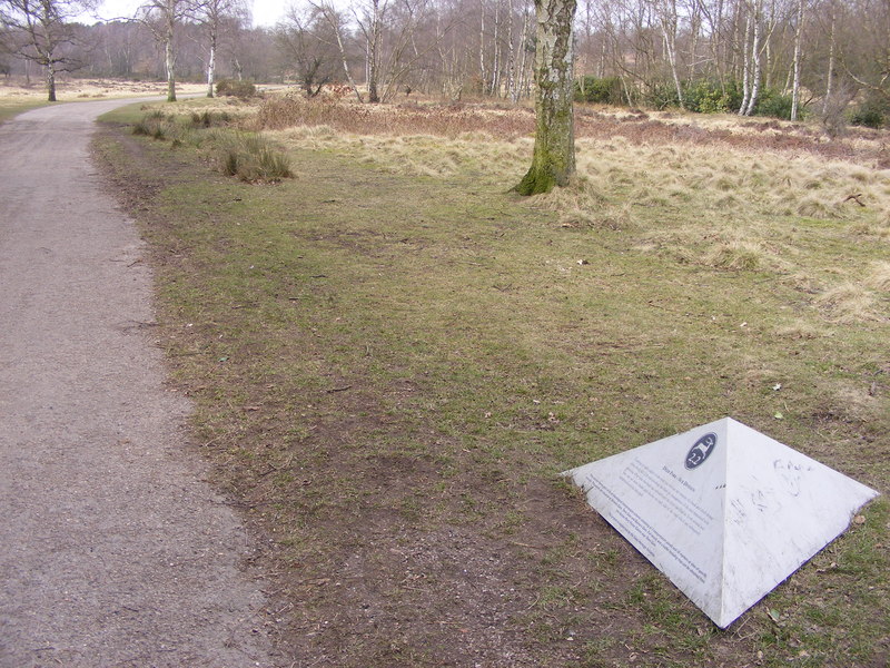 File:Archaeological Marker - geograph.org.uk - 3414212.jpg