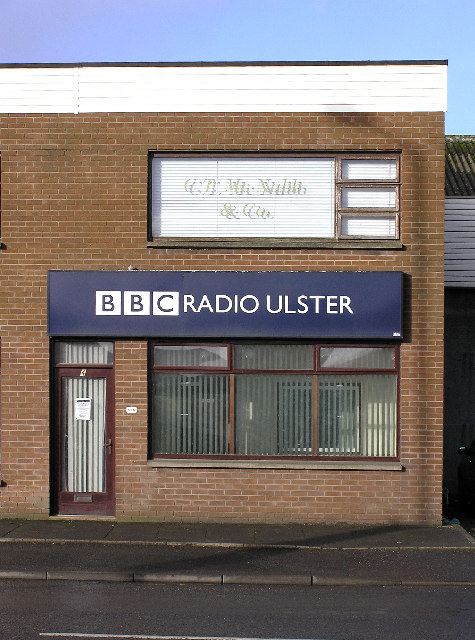 English: BBC Radio Ulster. The local offices o...